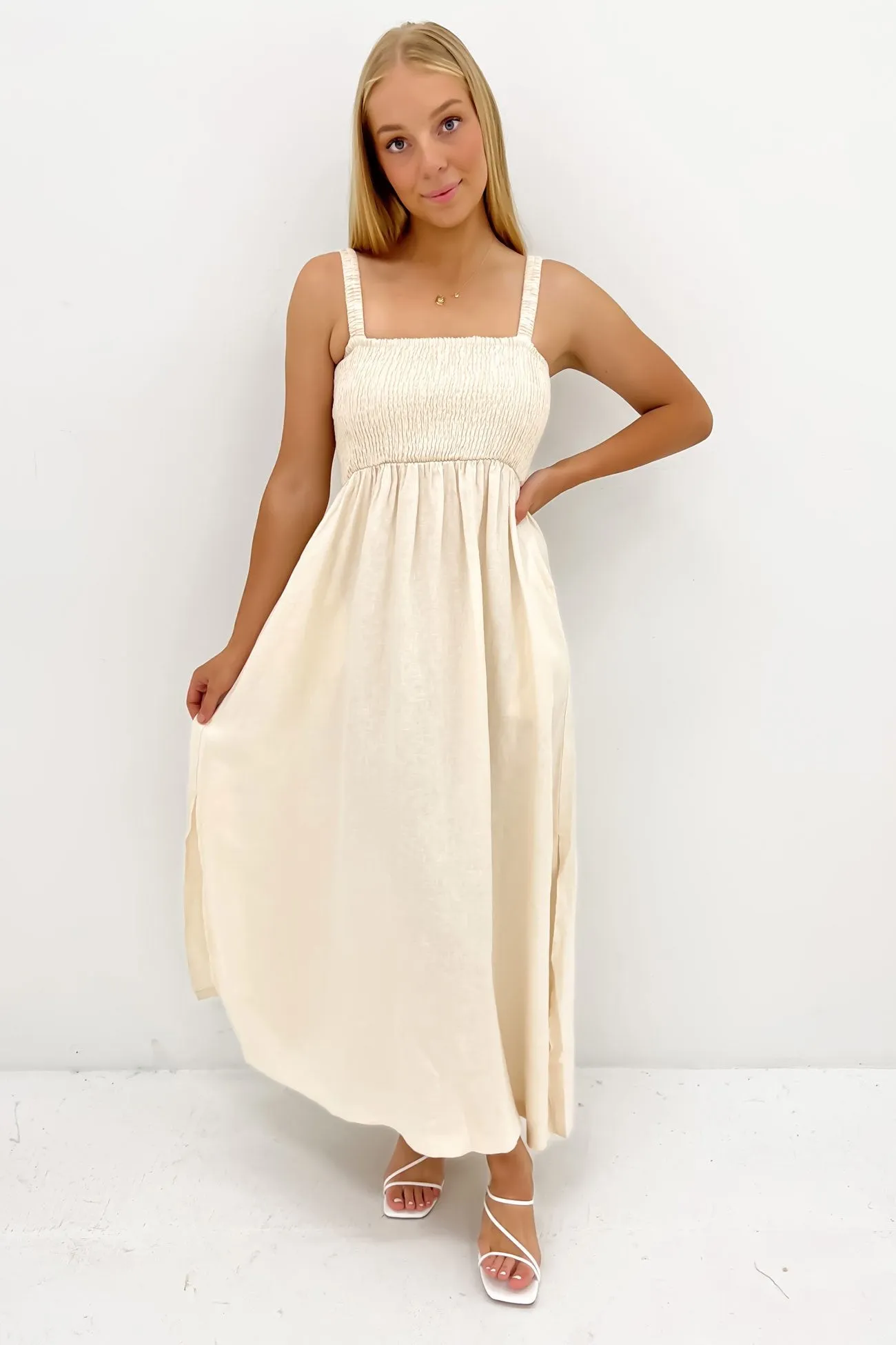 Rynn Linen Maxi Dress Cloud